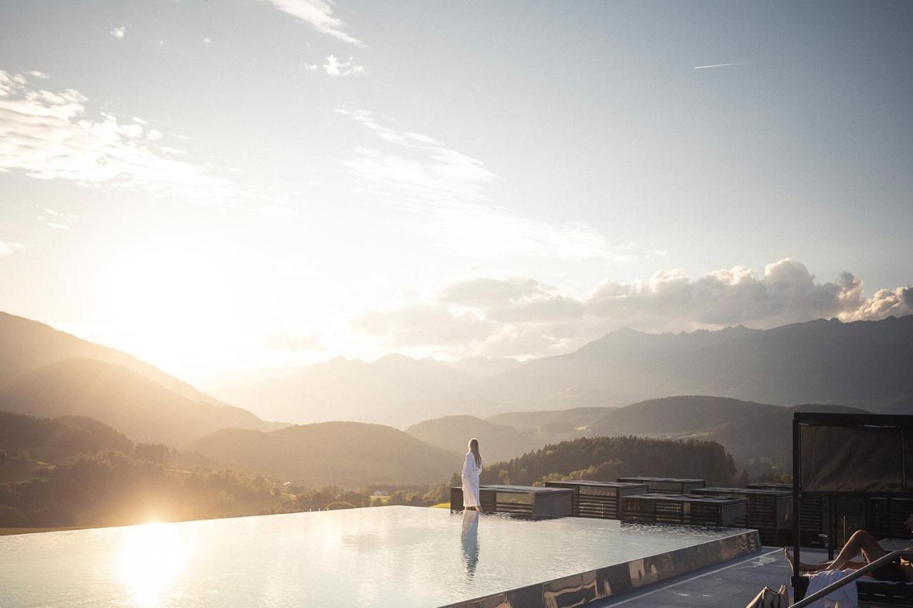 Hotel Winkler Sport & Spa Resort San Lorenzo di Sebato Exterior photo